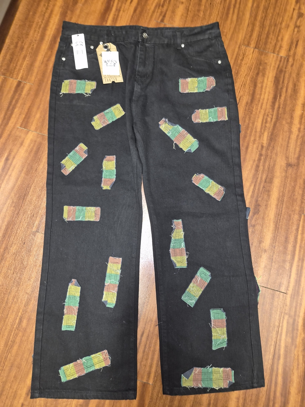 Black Straight Men’s Jeans with Multicolor Patch Details